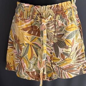 C&C California Leaf Print Women Shorts - Yellow, Brown, Green